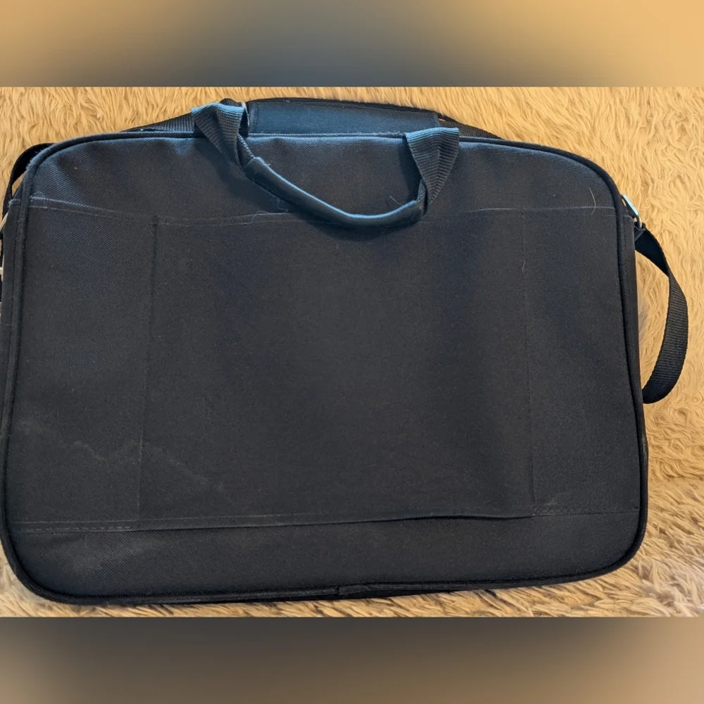 Neotec Black Laptop Bag With Shoulder Strap